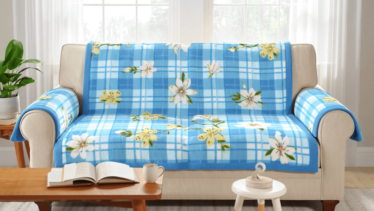 À 8,95 €, ce plaid fleuri Action tout chaud rend
votre canapé irrésistiblement chic et cosy cet hiver