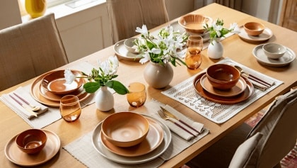 Vous allez vouloir tout acheter… H&M Home
signe la table la plus chic de l’été avec sa collection
méditerranéenne