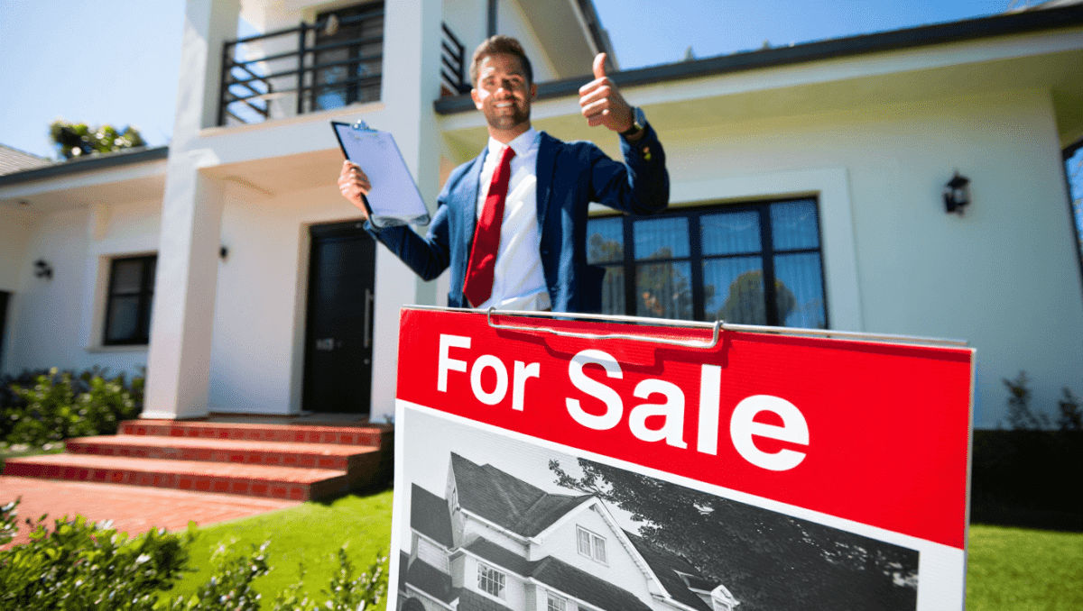 Comment communiquer sur votre bien à vendre grâce au panneau immobilier ?