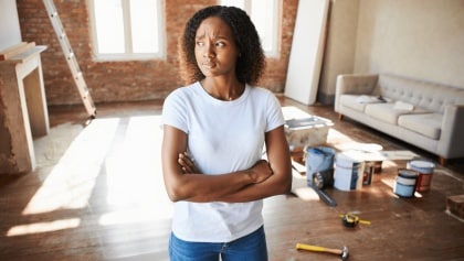 Votre salon n’est plus à votre goût ? Les conseils pour organiser au mieux vos travaux de rénovation