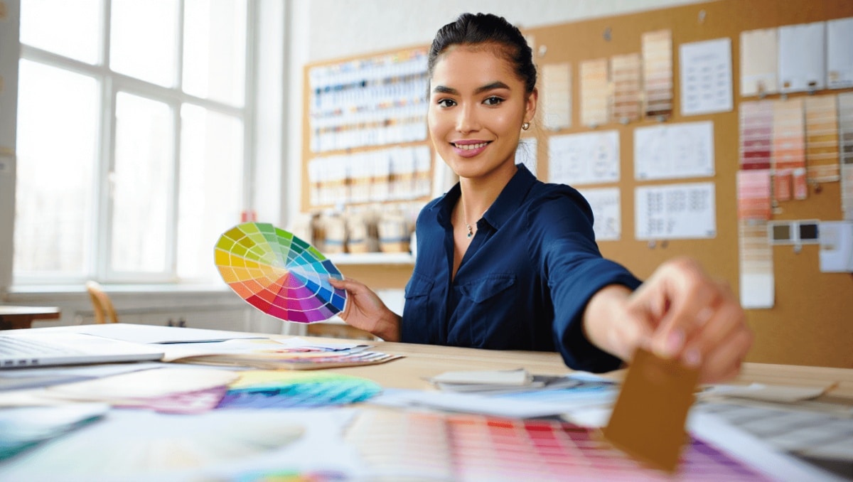 « Coloris de transition » : cette règle méconnue
change complètement la façon d'associer les couleurs, selon Marie
Hermet Noulez, directrice du style chez La Redoute Intérieurs