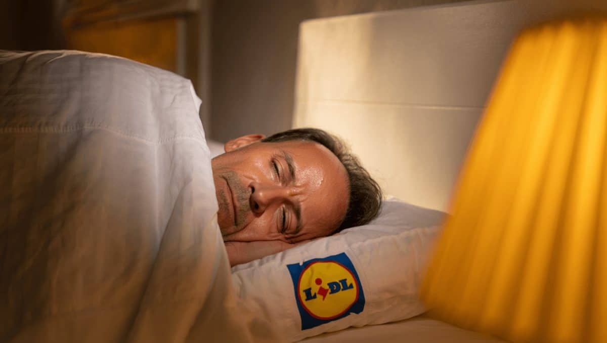 Fini les nuits étouffantes : Lidl dévoile une
couette à 14€ spécialement conçue pour la canicule