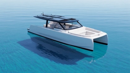 Ce catamaran électrique est autonome en énergie grâce au soleil