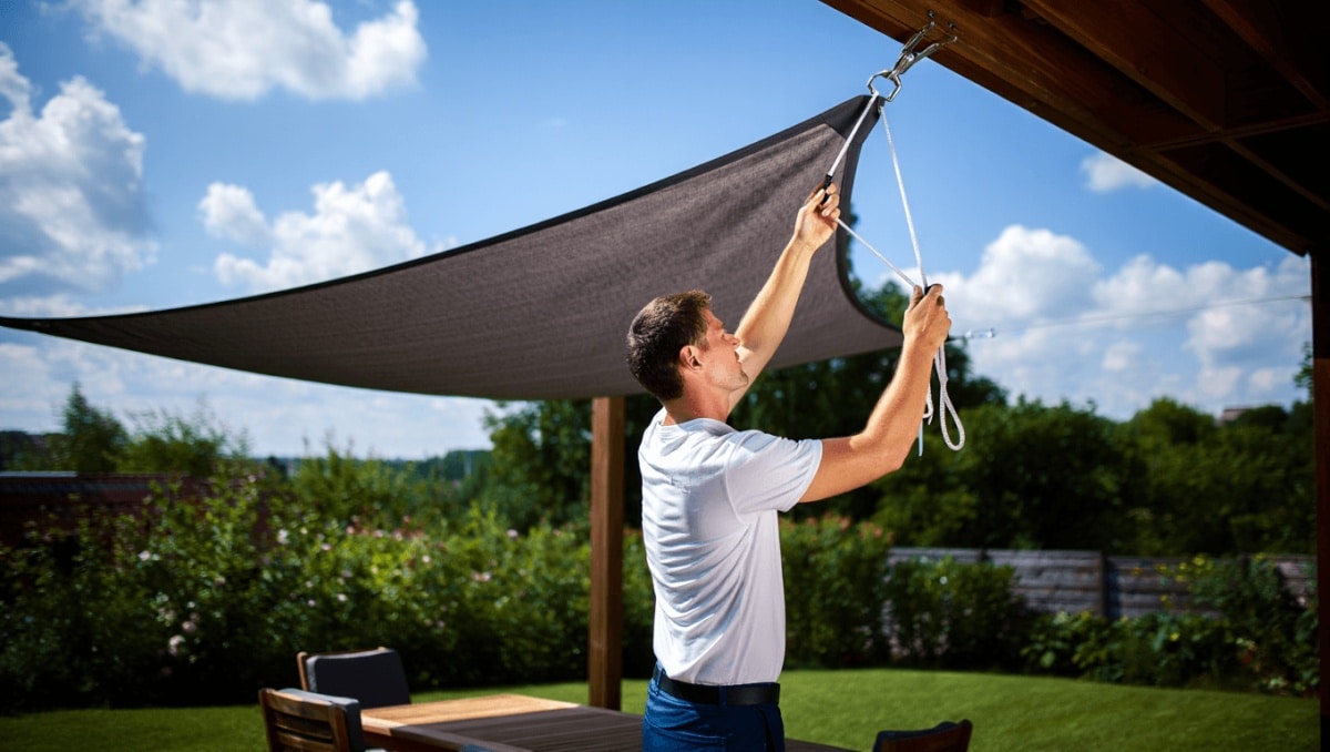 Fini les parasols encombrants : ce voile
d’ombrage B&M à 12,99 € crée de l’ombre sans prendre de
place