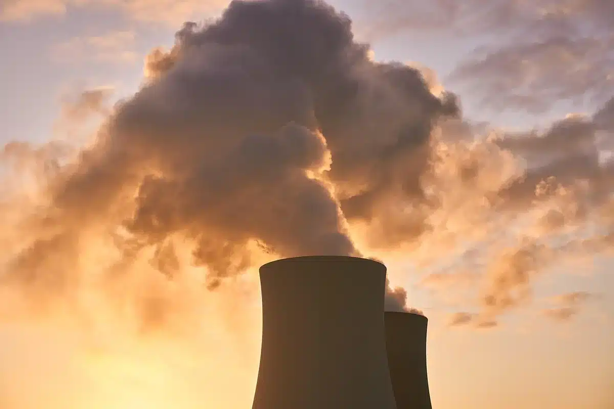 Schéma technique d'un réacteur nucléaire VVER avec système de refroidissement